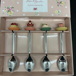 Robert Gordon Victorian Style Tea Spoon Set of 4